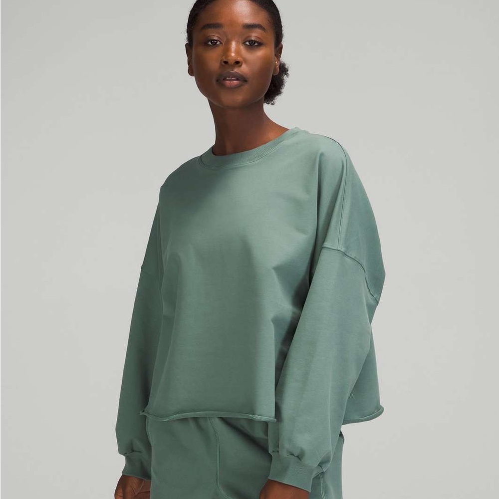Lululemon LA Oversized Boxy Crew
